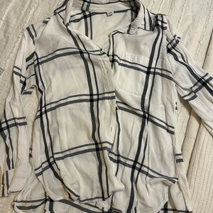 Old Navy Black and White Checkered Button Down Shirt
